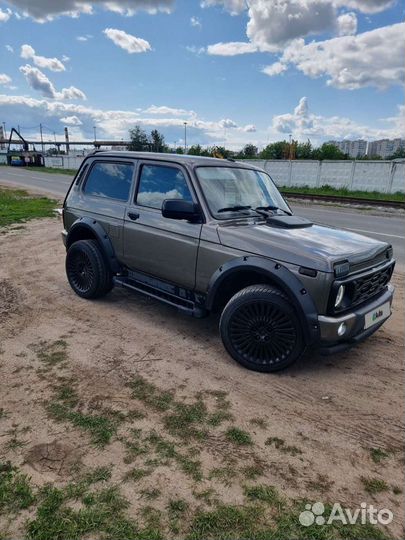 LADA 4x4 (Нива) 1.7 МТ, 2021, 70 000 км