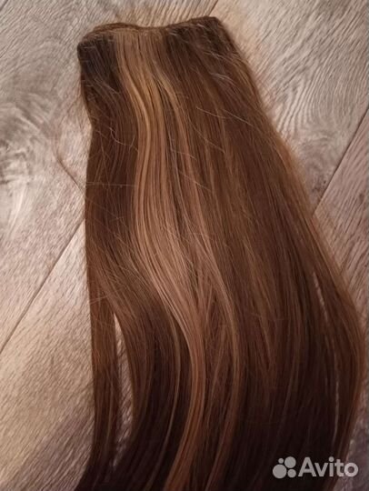 Волосы на заколках