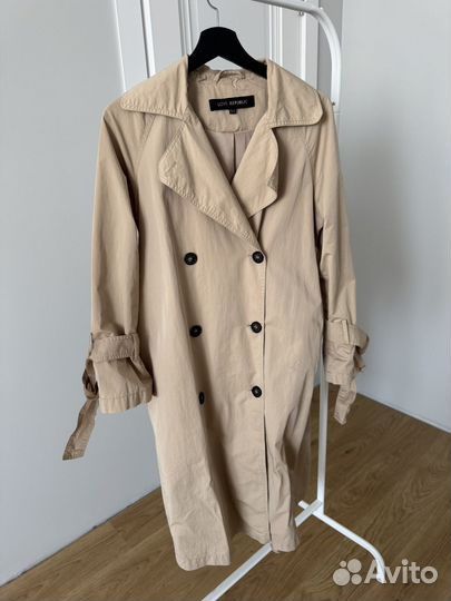 Бежевый тренч love republic