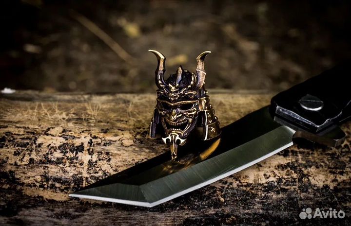 Бусина Темляк Брелок Самурай Шлем Сегун Ронин