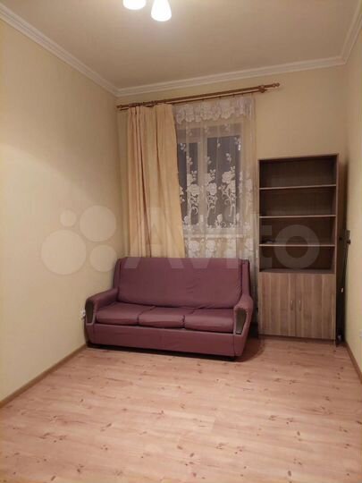 2-к. квартира, 77,4 м², 1/3 эт.