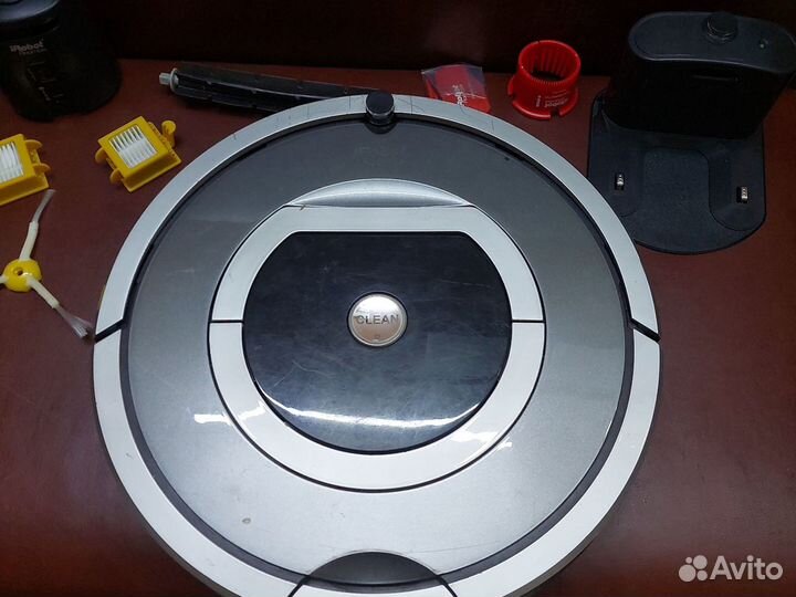 Робот пылесос I robot Roomba