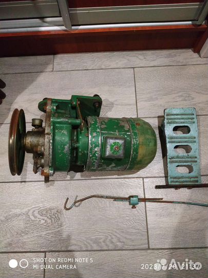 Электродвигатель 220в