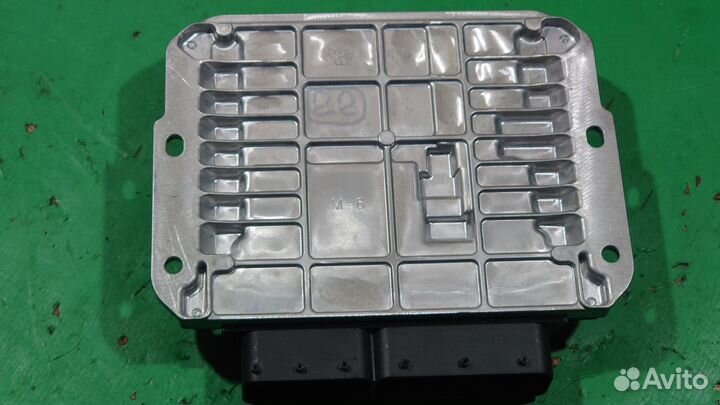 Б/У Б/У Блок управления двигателем 4N15 1860C37