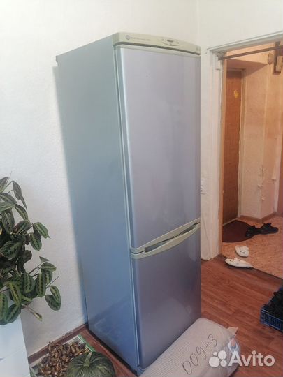 Нерабочий холодильник LG Multi Air Flow GR-Т389SQF