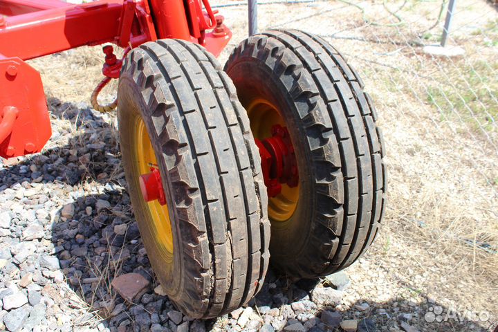 Плуг Минский Завод Шестерен 4-5 корп. (ПО-(4+1)-40), 2017