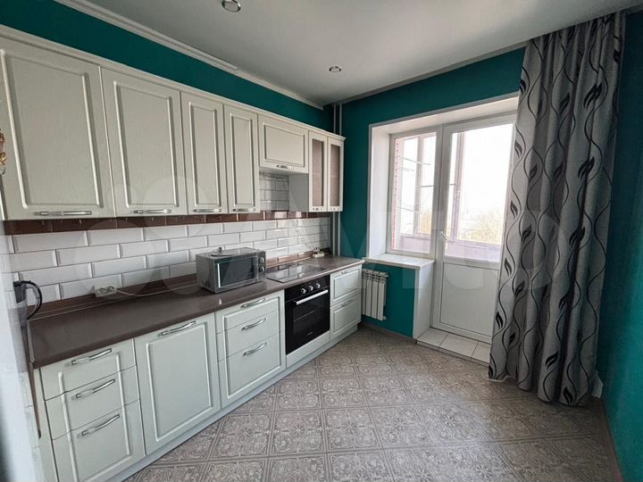 2-к. квартира, 53 м², 10/12 эт.