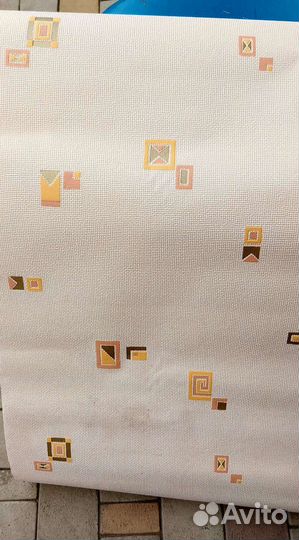 Обои бумажные остатки