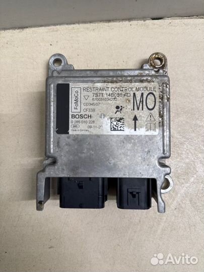 Блок управления airbag Ford Mondeo седан 2261