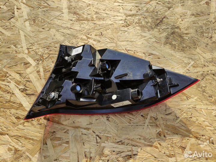 Фонарь левый в крыло Porsche Cayenne 958