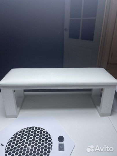 Подставка под руку для маникюра