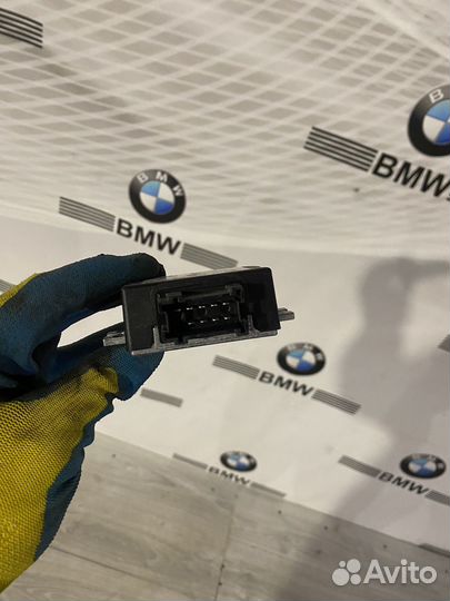 Блок управления бензонасоса BMW G30