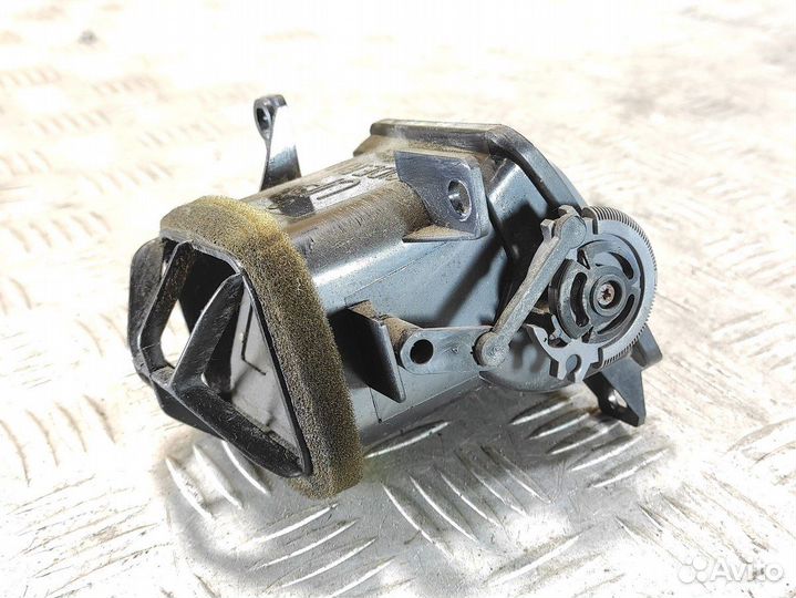 Дефлектор воздушный Nissan Micra k11 K11