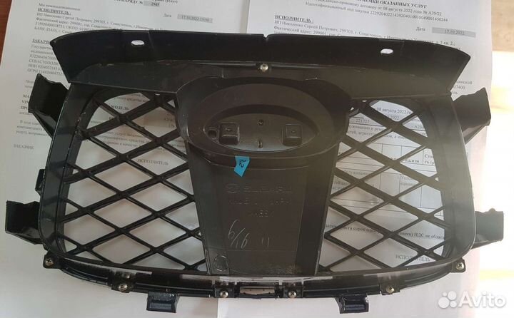 Решетка радиатора Subaru Impreza WRX