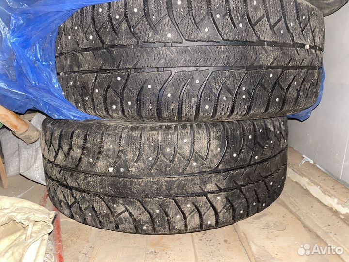 Bridgestone Ice Cruiser 7000 205/55 R16