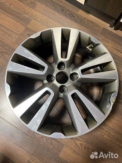 Литой диск r17 LADA vesta cross