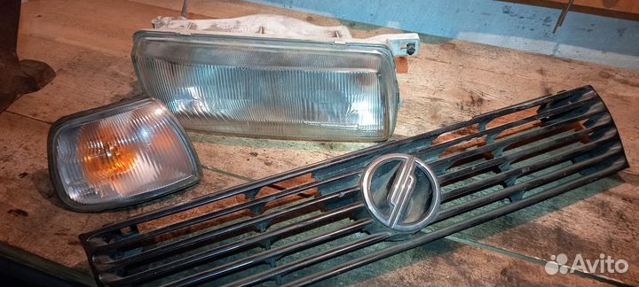 Правая фара и поворотник nissan sunny b13