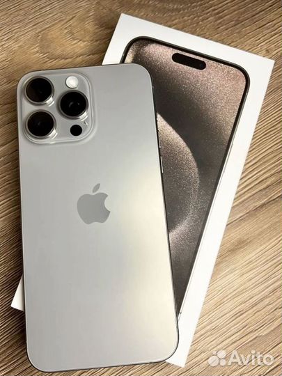 iPhone 15 Pro, 256 ГБ