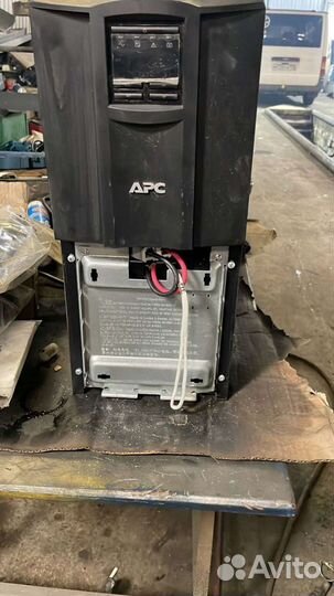 Интерактивный ибп APC by Schneider Electric Smart