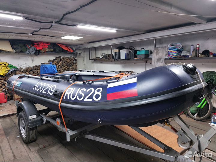 Лодка в комплекте с мотором