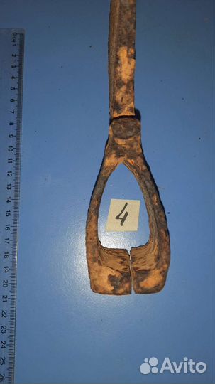 Топоры старинные кованые