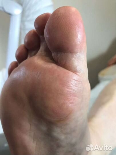 Мастер маникюра и педикюра