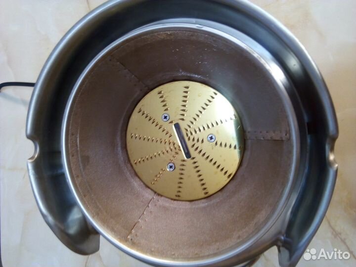 Соковыжималка Bork ju cun 24150bk