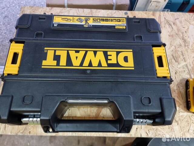Чемодан для инструмента DeWalt купить в Севастополе | Товары для дома и ...