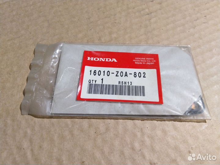 16010-Z0A-802 комплект прокладок Honda