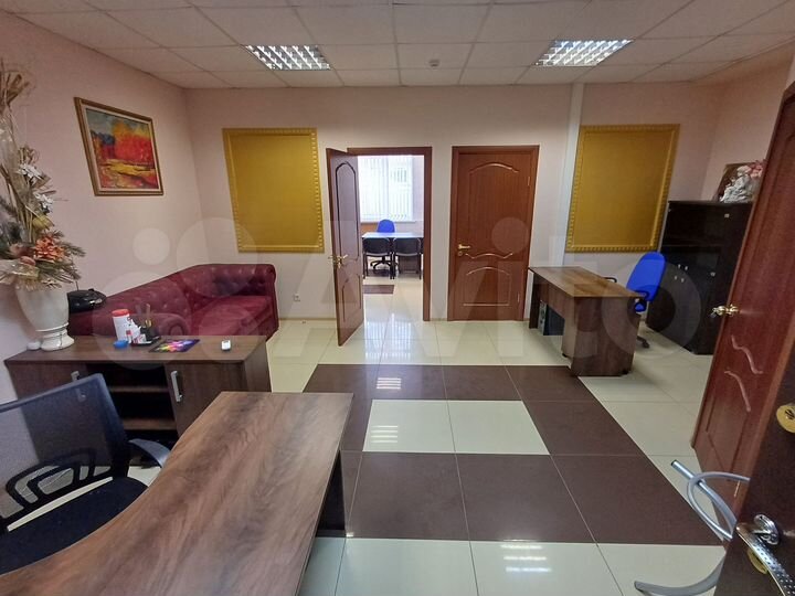 Офис, 37.5 м² в бизнес-центре 