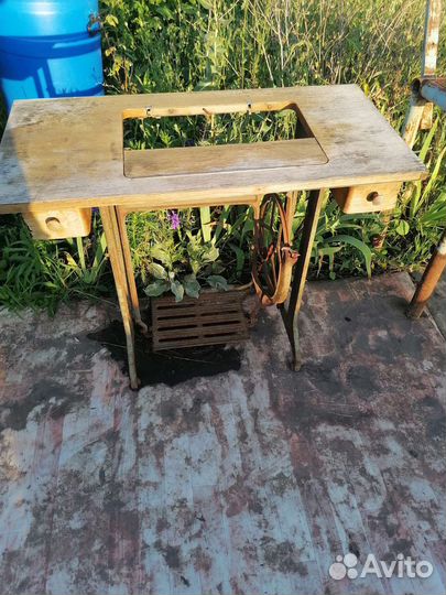 Станина от швейной машинки