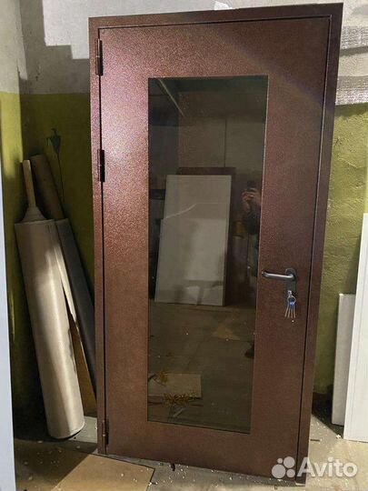Дверь входная металическая для дома