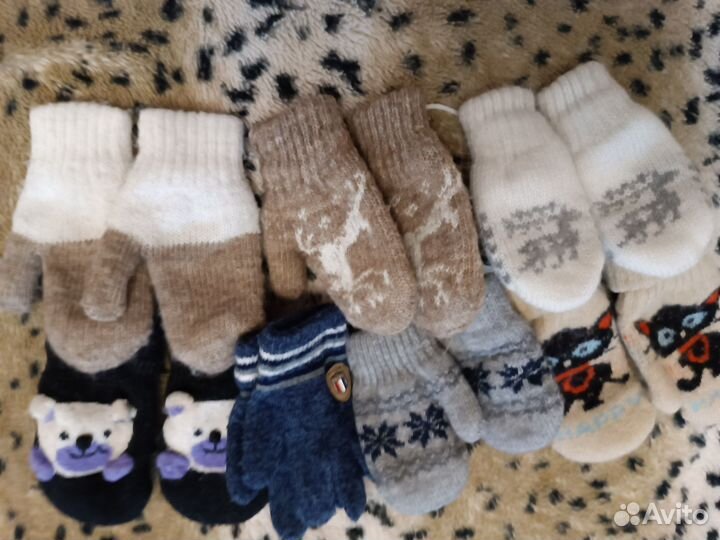 Варежки, шапки, перчатки, обувь, боди, комбинизон