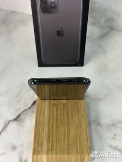 iPhone 11 Pro, 256 ГБ