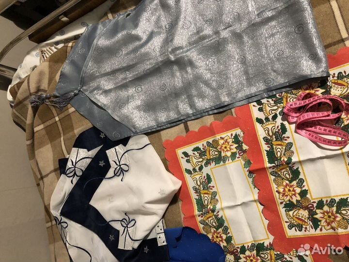 Салфетки, скатерти. цена за все