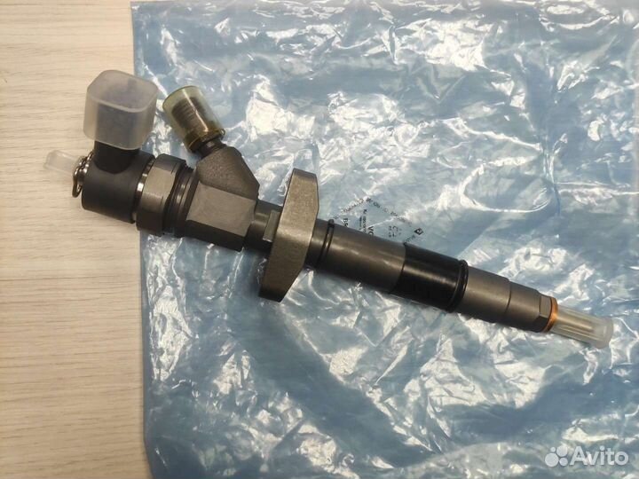 Форсунка топливная bosch 0445110084