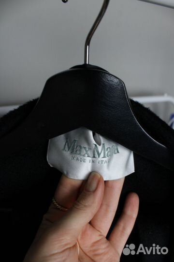 Продаю пальто Max Mara новое