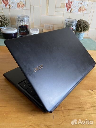 Acer Aspire E1-522 8GB озу 1TB HDD