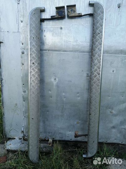 Пороги труба с площадкой