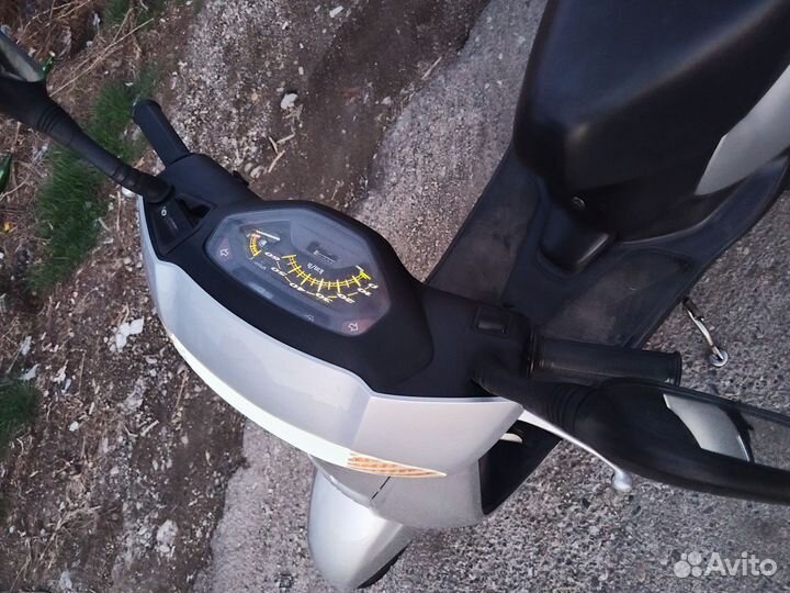 Мопед Honda Lead 50