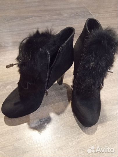 Ботильоны зимние 38 размер новые