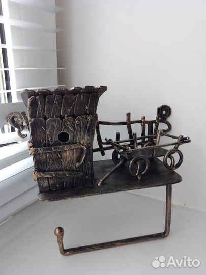 Держатель для туалетной бумаги