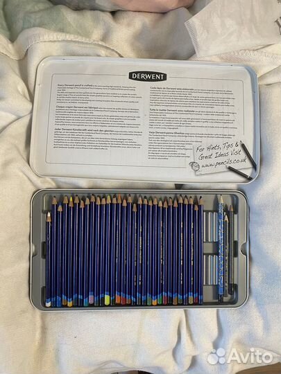 Акварельные карандаши Derwent