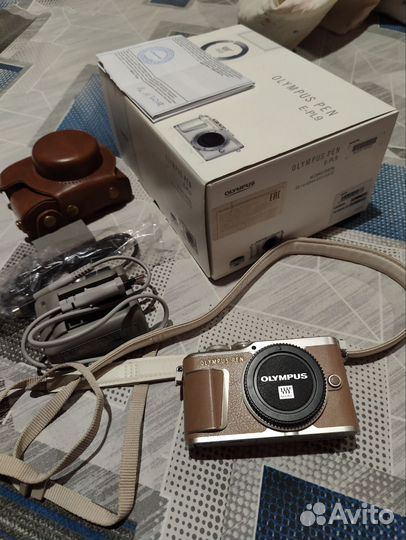 Беззеркальный фотоаппарат Olympus PEN E-PL9 4k