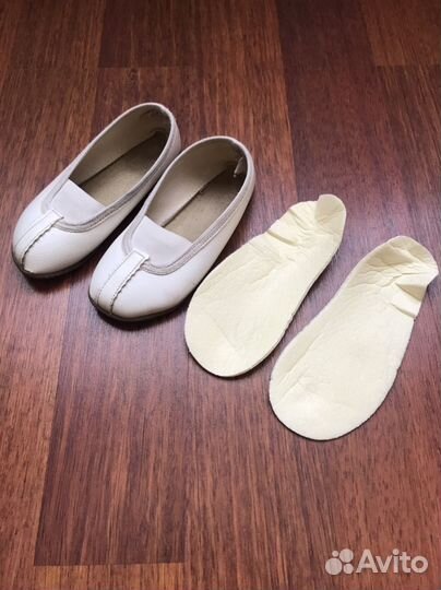 Гимнастический купальник 110 116 белые чешки 28