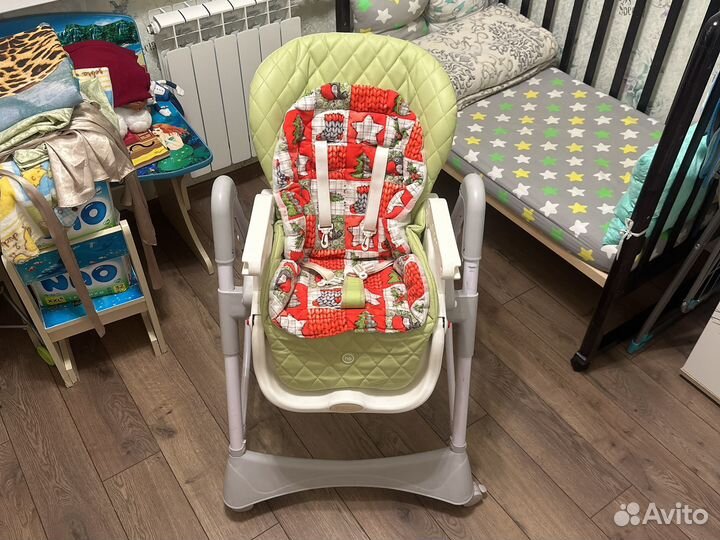 Детский стульчик для кормления