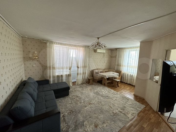 2-к. квартира, 43 м², 4/5 эт.