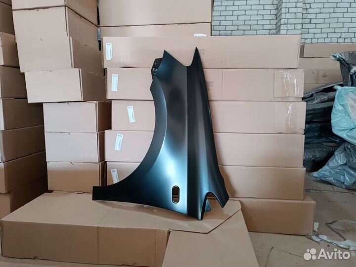Крыло левое Фольксваген Поло неокрашенный