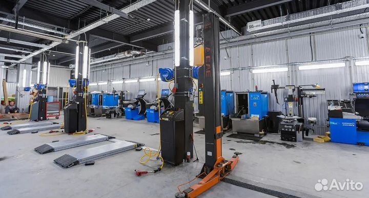 Bridgestone Blizzak Revo GZ 215/65 R16