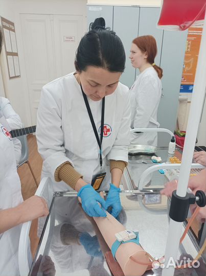 Администратор медицинского центра